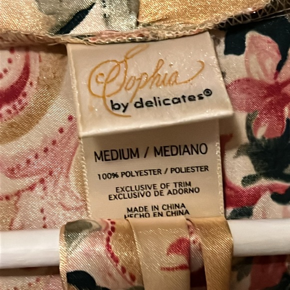 Vintage Sophia Floral Short Robe, by Delicates, Medium - Picture 3 of 5